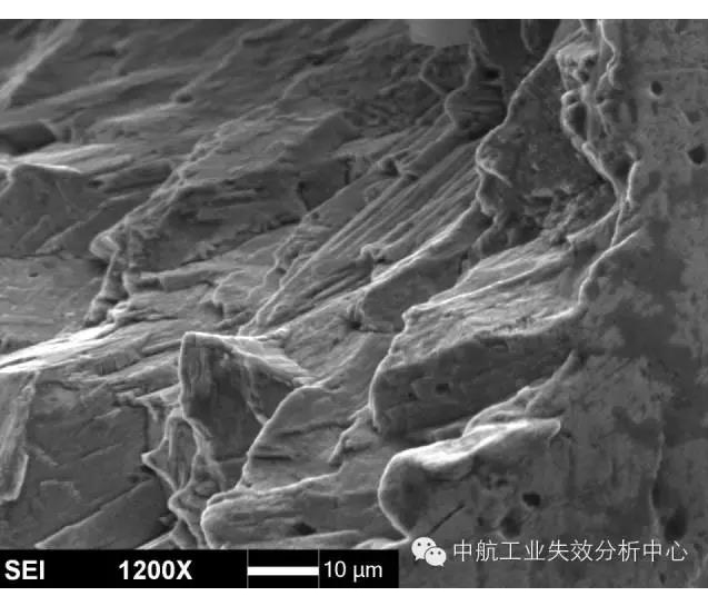 扫描电镜观察判断疲劳断口分析检查